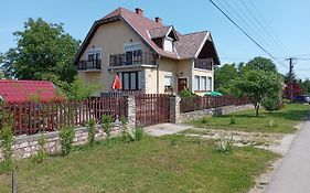Szieszta Apartman